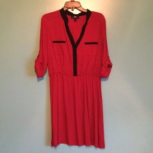 Slimming red dress